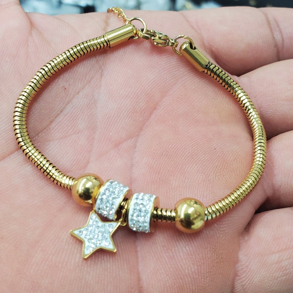 Bracelet